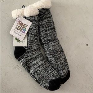 MUK LUKS SOCKS